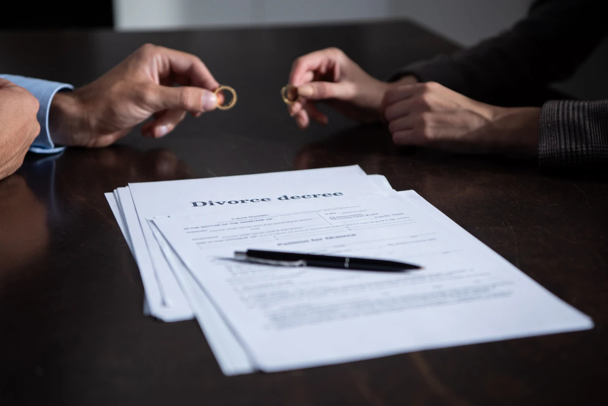 Divorce et garde partagée : Comprendre vos droits et options pour le bien-être de vos enfants